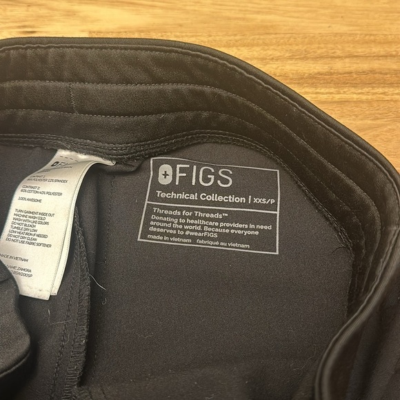 FIGS ⭐️scrub pants - Picture 7 of 11